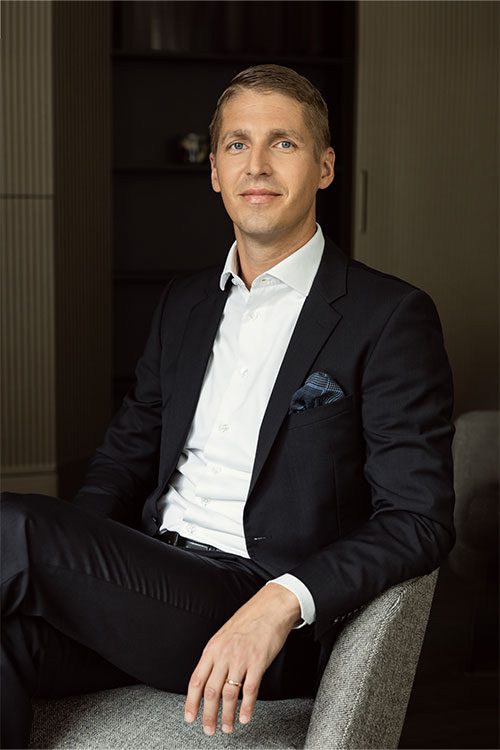 Alexander Bangerter* 